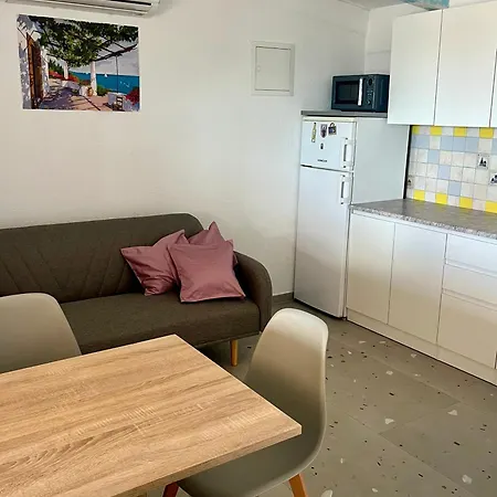 بيت للعطل Kolonjicha Dvori *