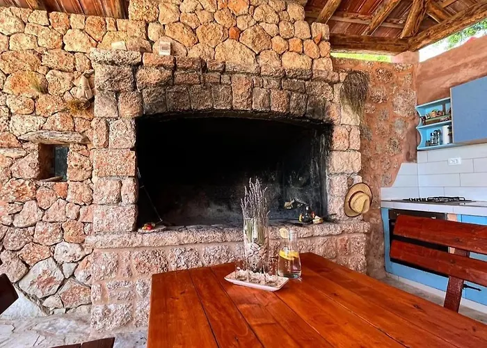 펜션 Kolonjicha Dvori *