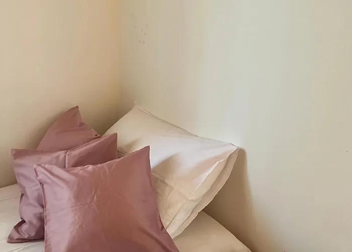 Kolonjicha Dvori 펜션 이반 돌라츠